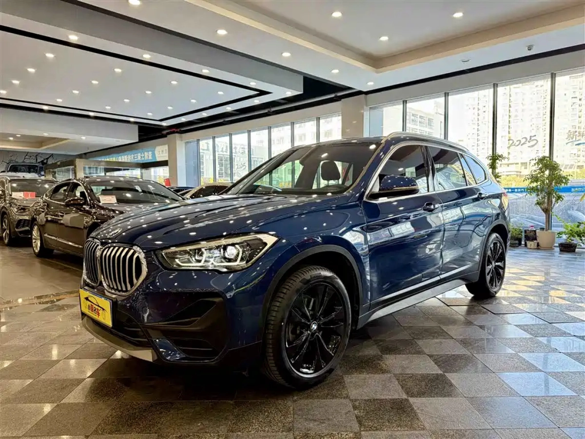 BMW X1  2021