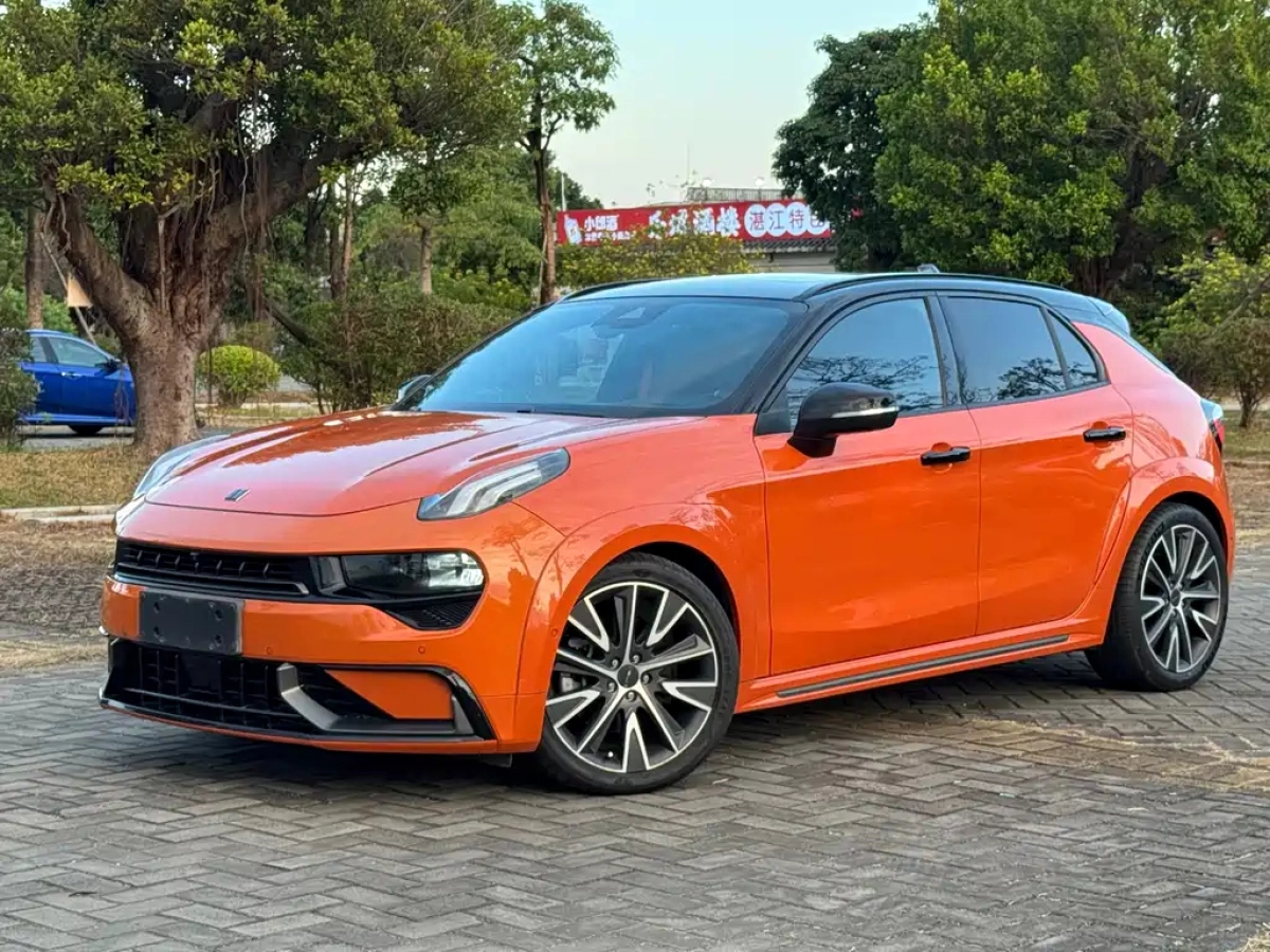 LYNK&CO 02 HATCHBACK