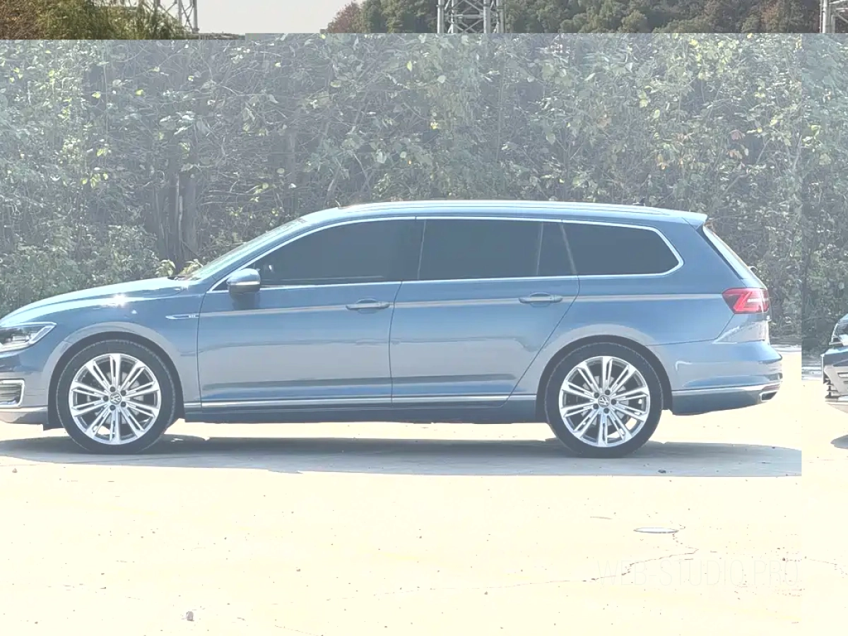 VOLKSWAGEN PASSAT VARIANT NEW ENERGY