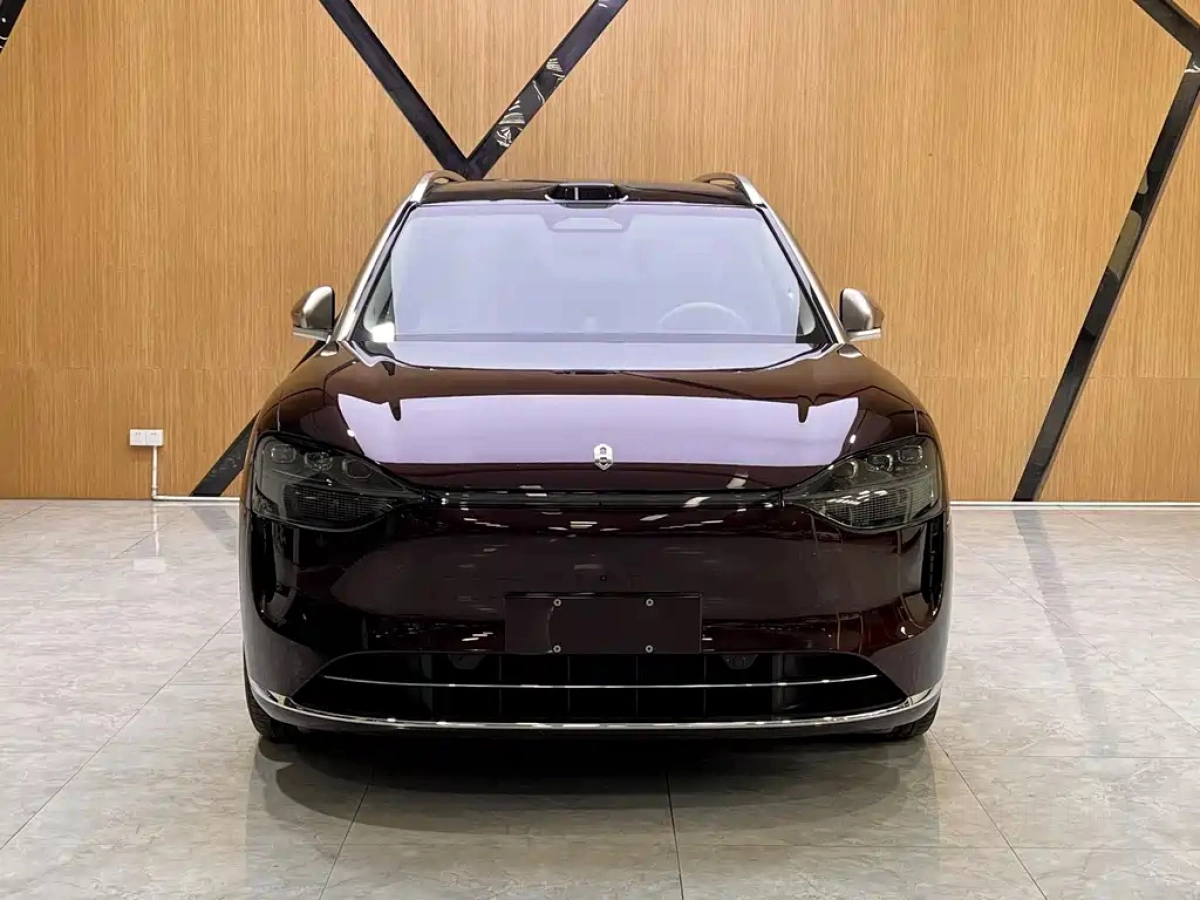 HUAWEI HARMON AITO M9