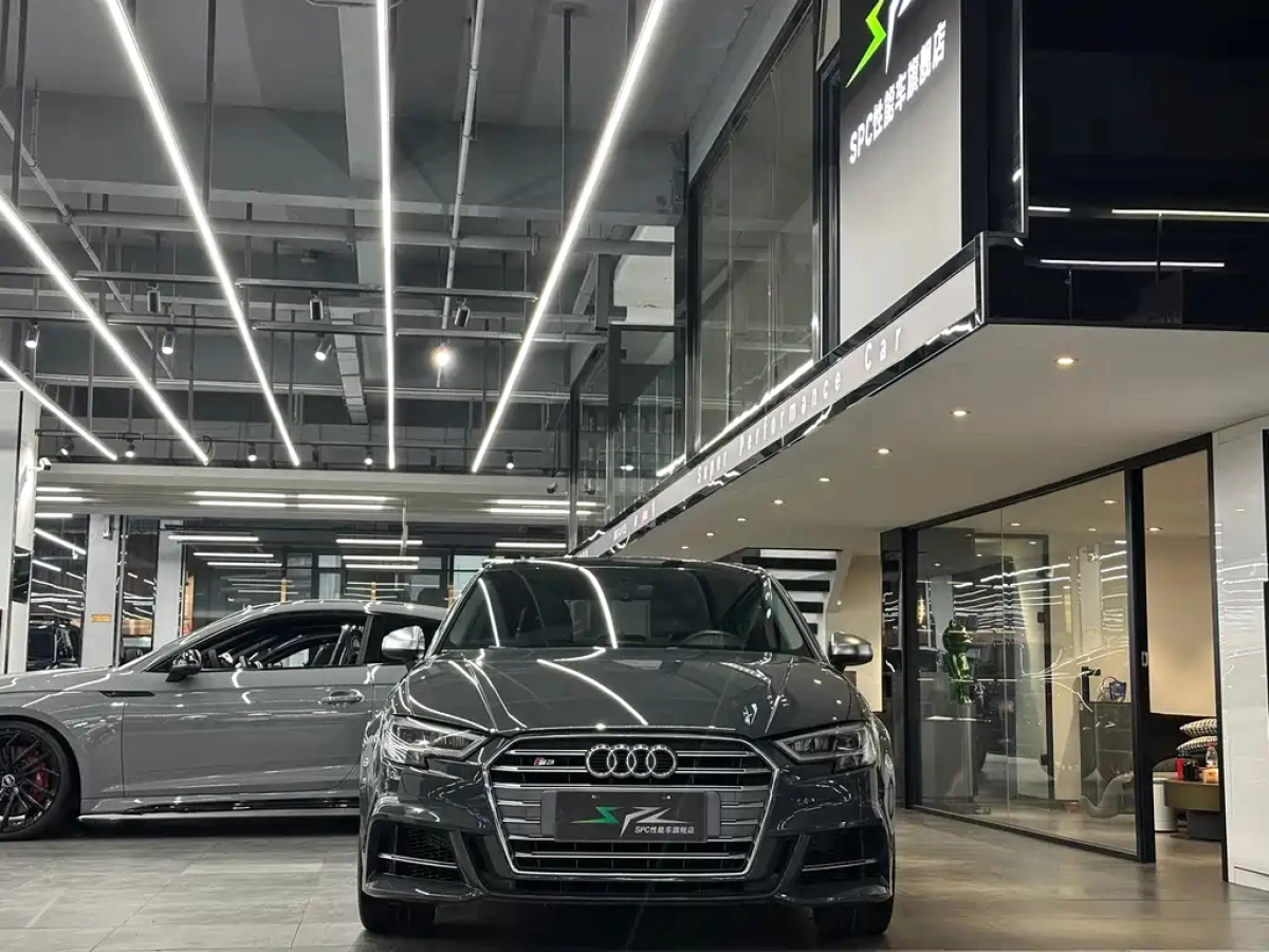 AUDI S3