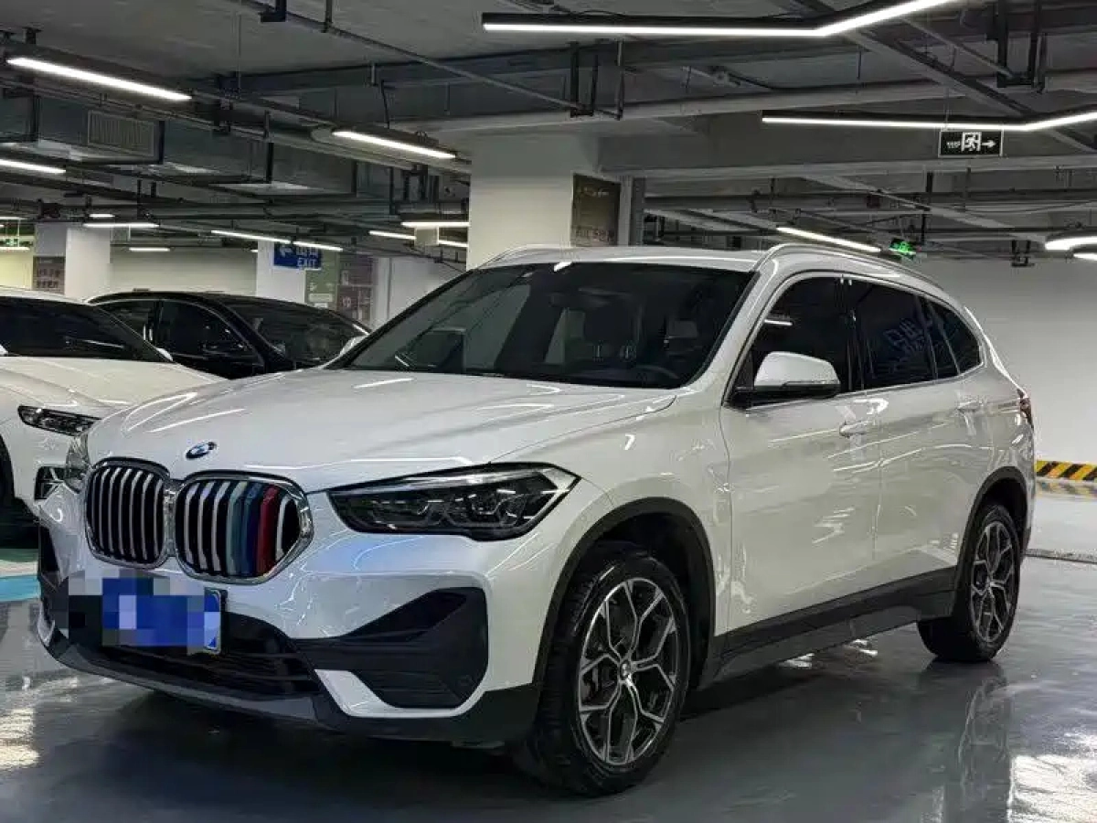 BMW X1  2023
