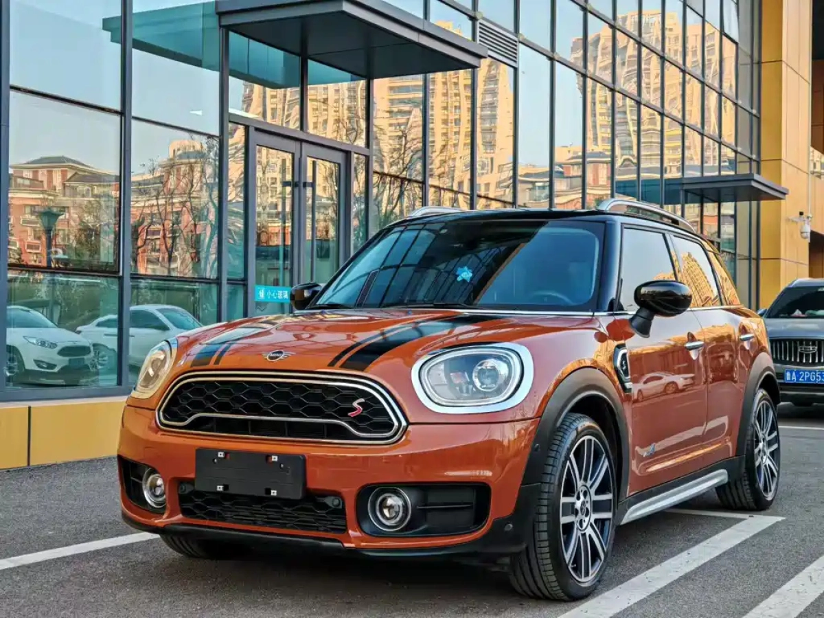 MINI COUNTRYMAN