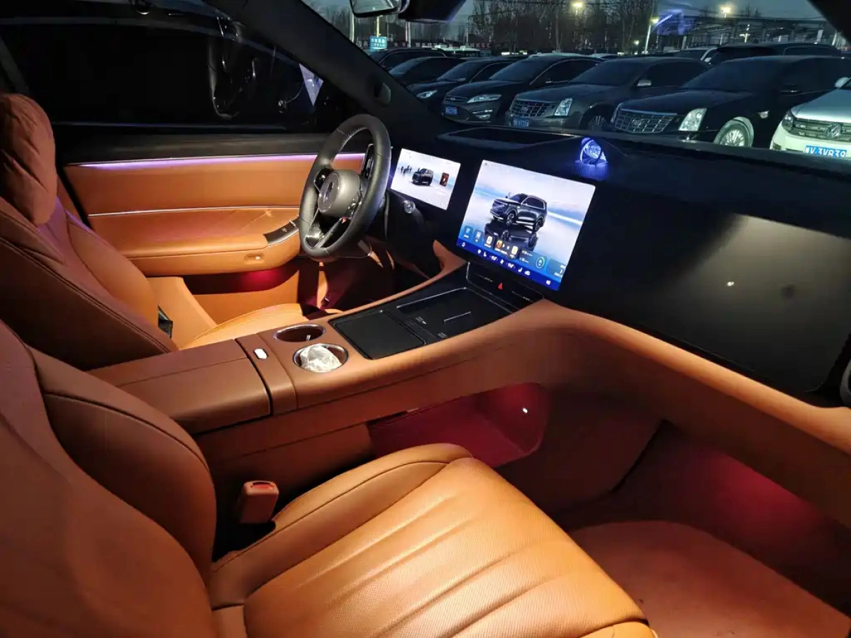 HUAWEI HARMON AITO M8