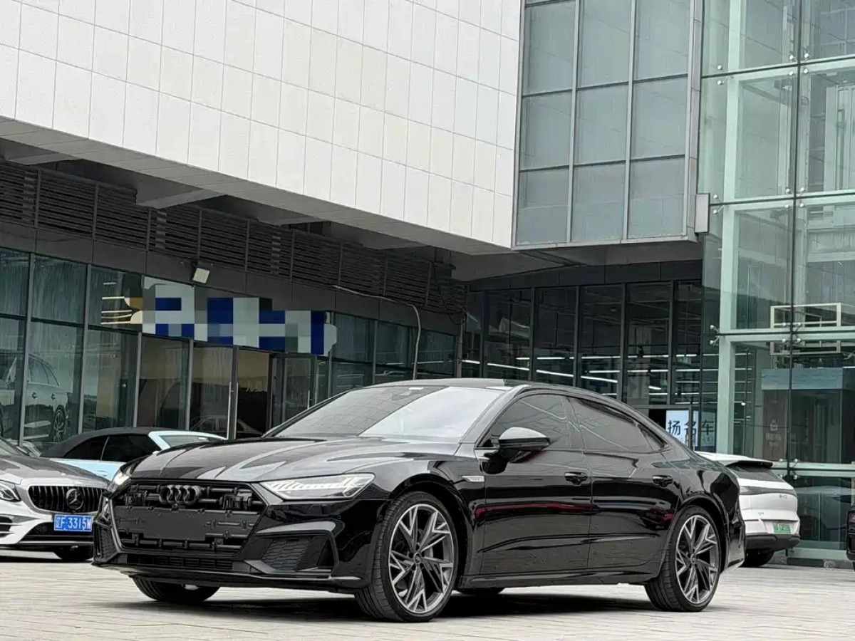 AUDI A7L