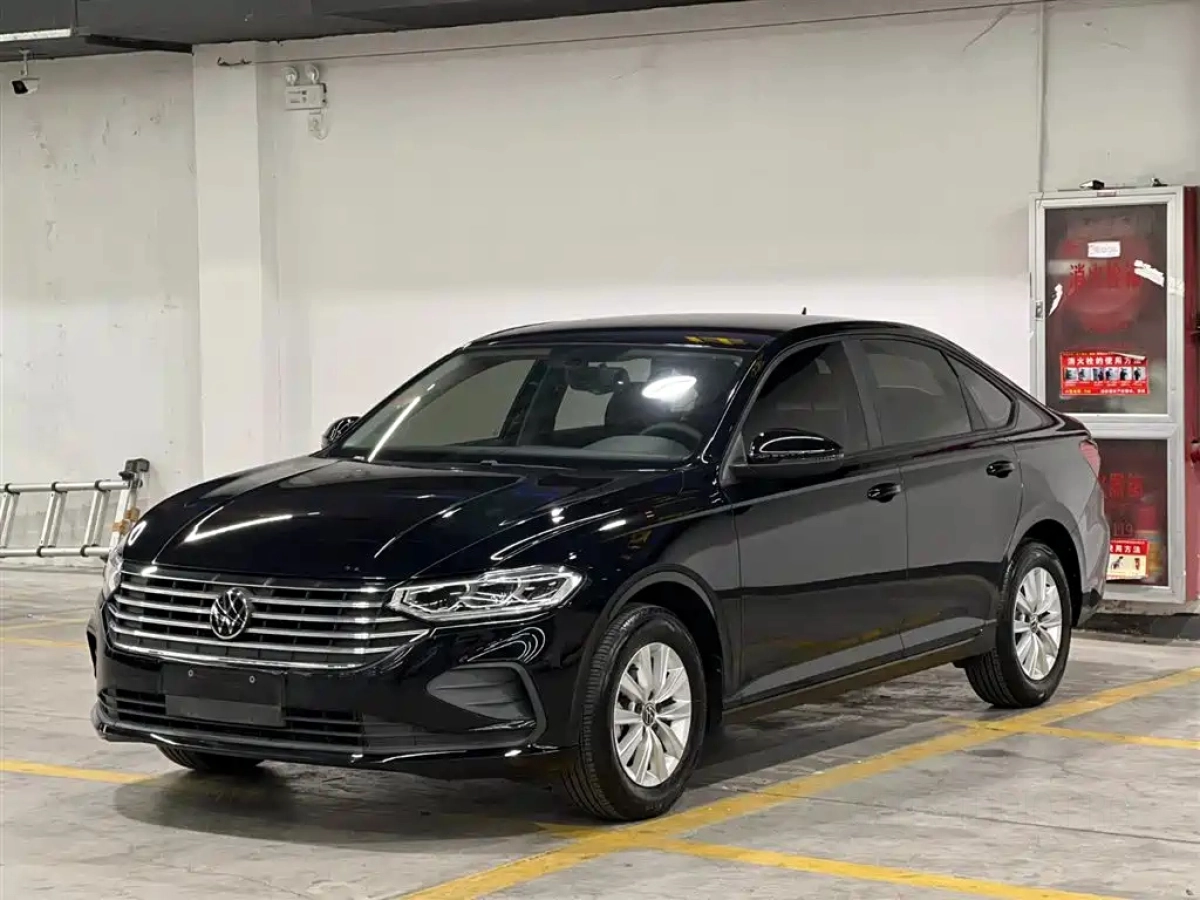 VOLKSWAGEN LAVIDA  2022