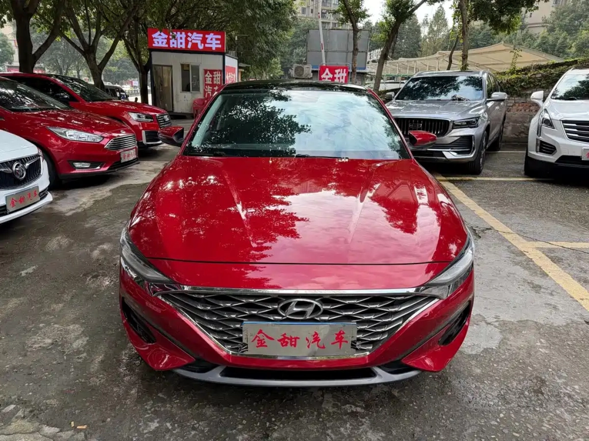 HYUNDAI LAFESTA