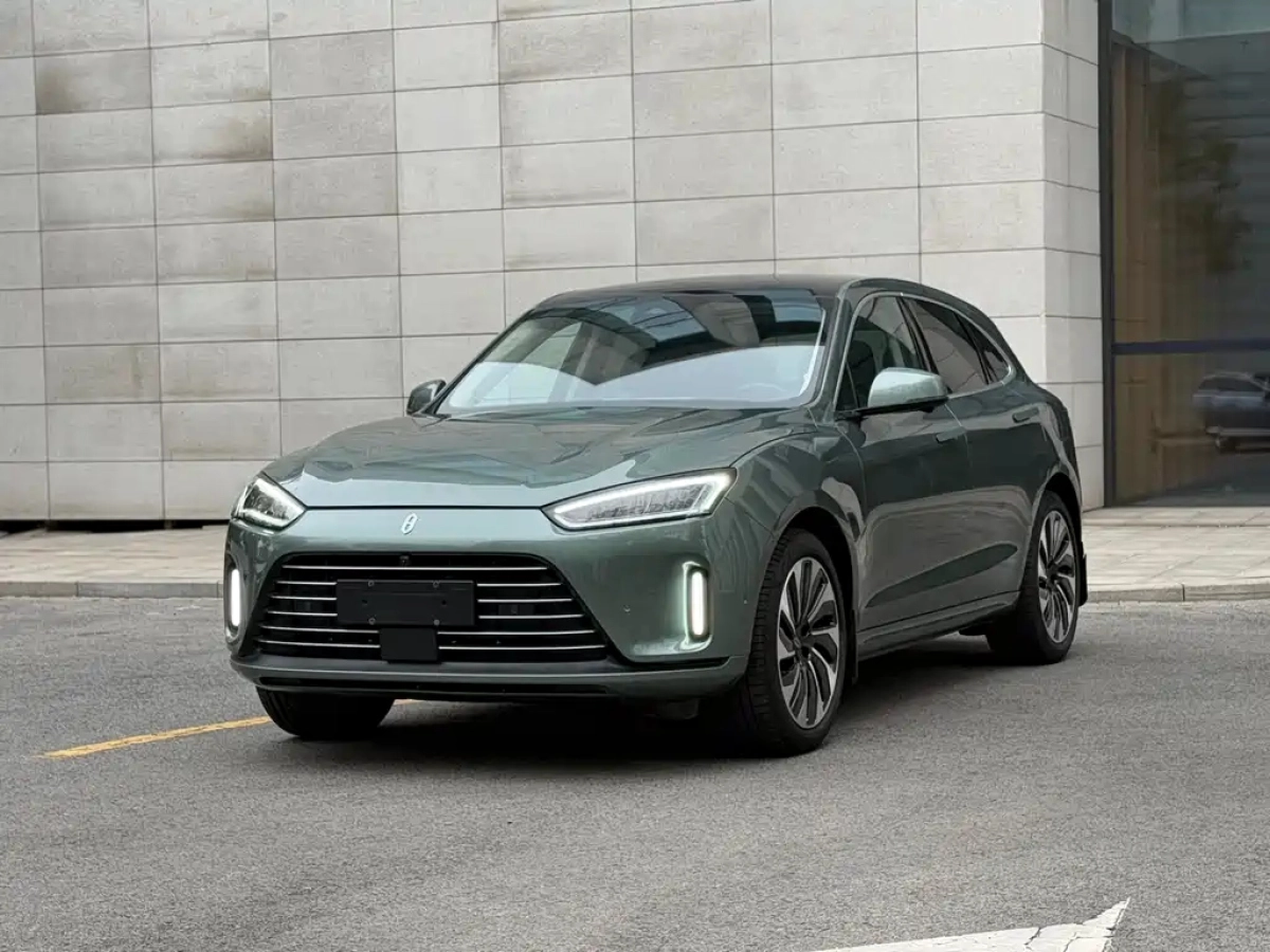 HUAWEI HARMON AITO M5  2022