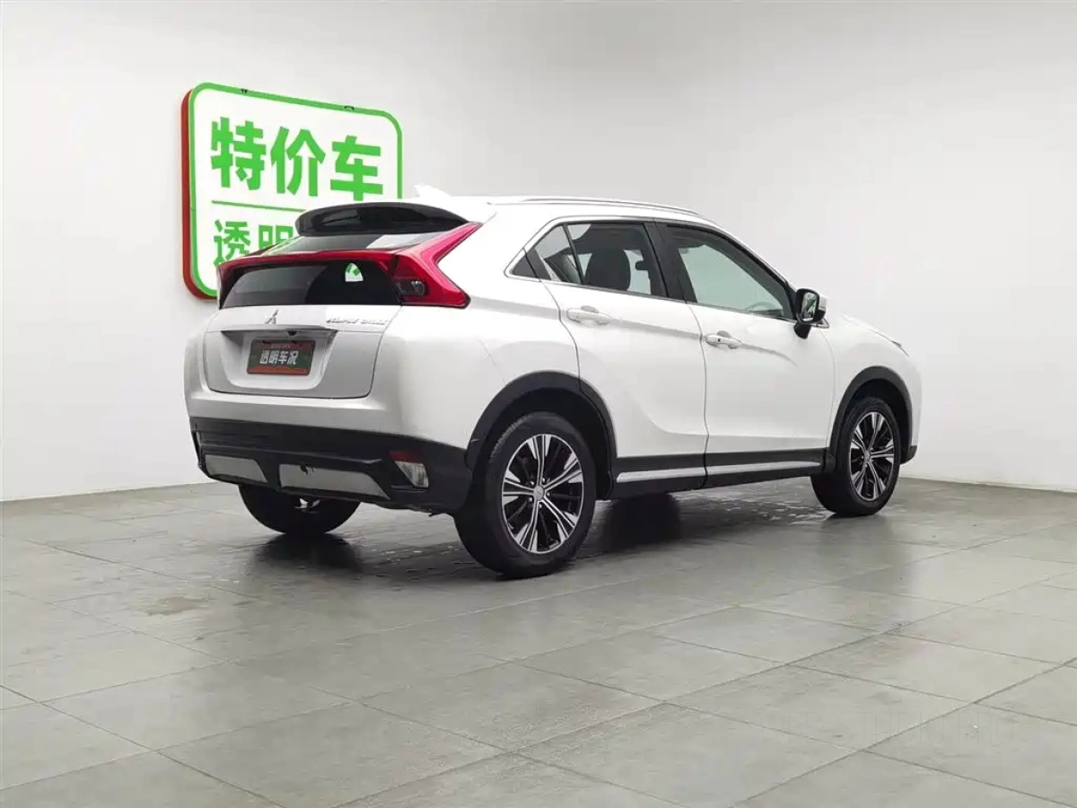 MITSUBISHI ECLIPSE CROSS