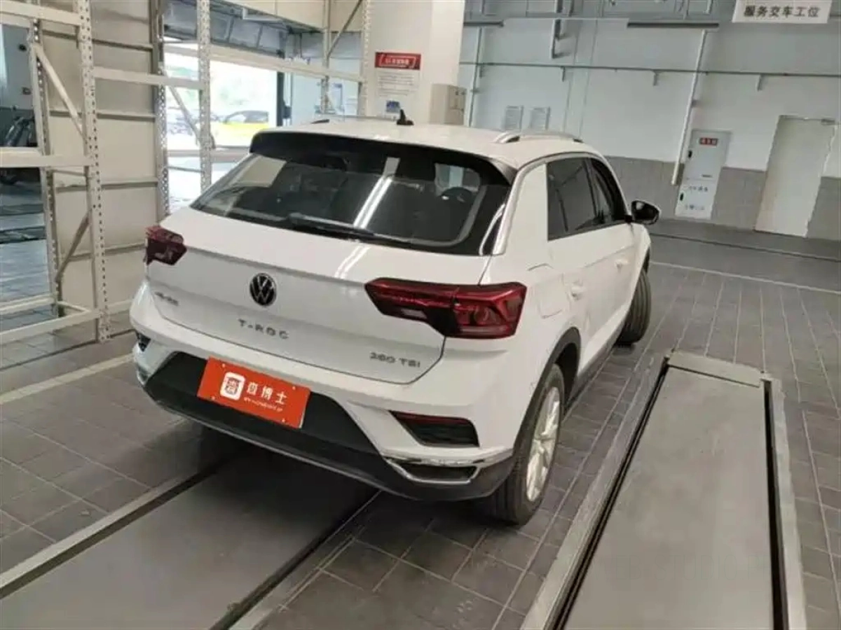 VOLKSWAGEN T-ROC TANGE