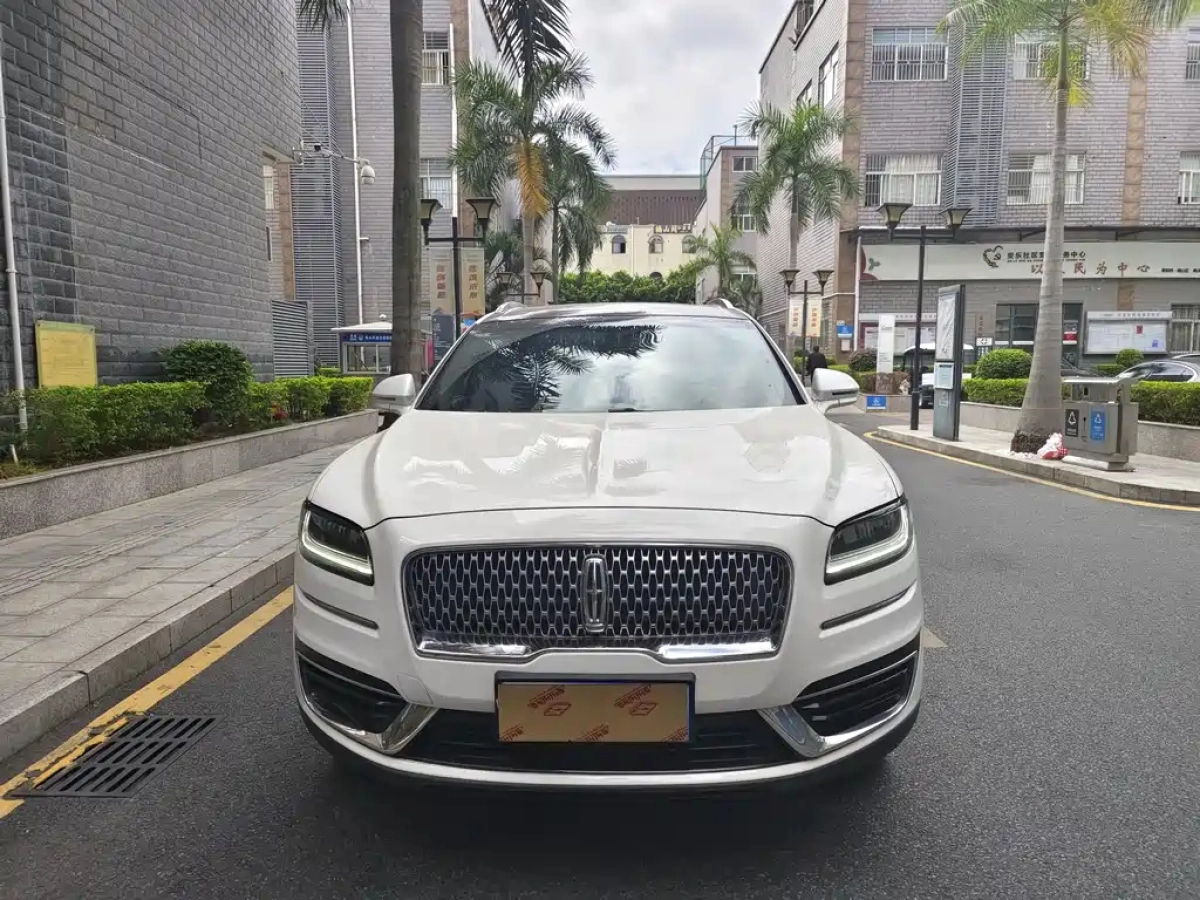 LINCOLN NAVIGATOR IMPORT