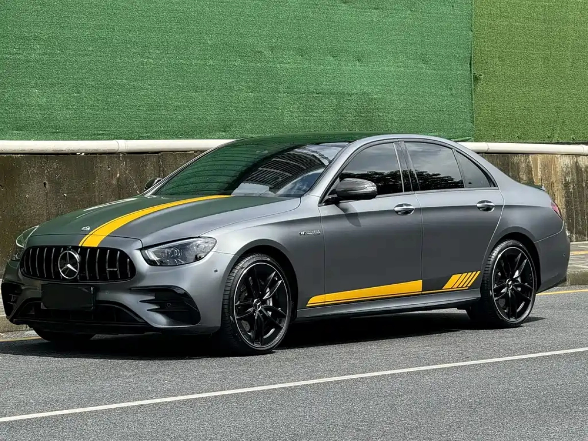 MERCEDES BENZ E-CLASS AMG  2022