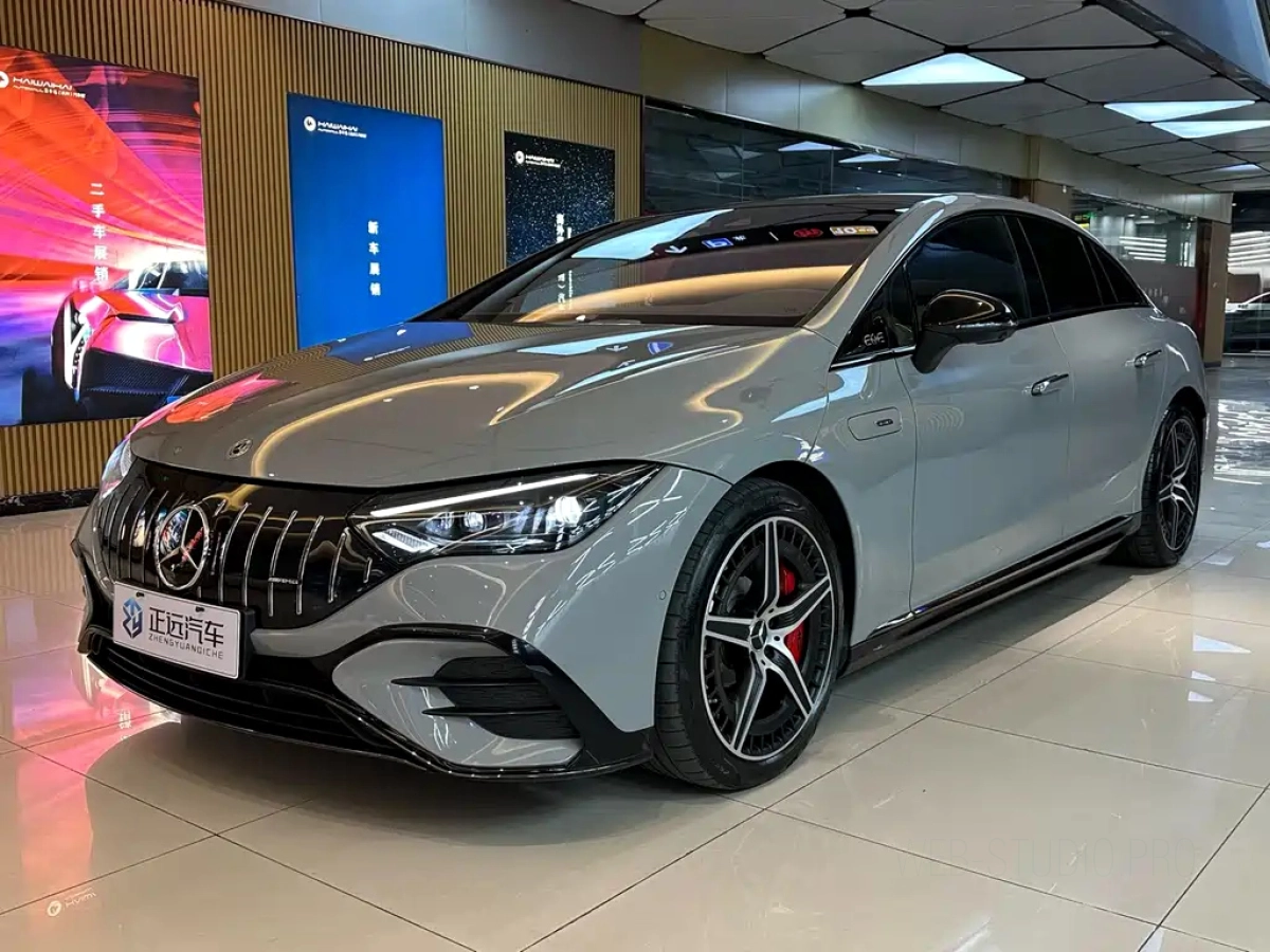 MERCEDES BENZ EQE AMG  2023