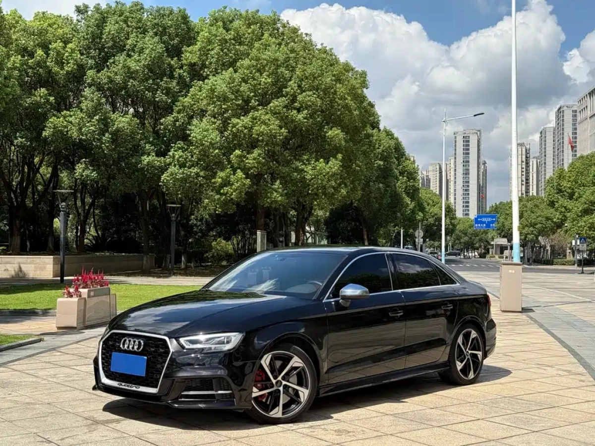 AUDI S3  2019