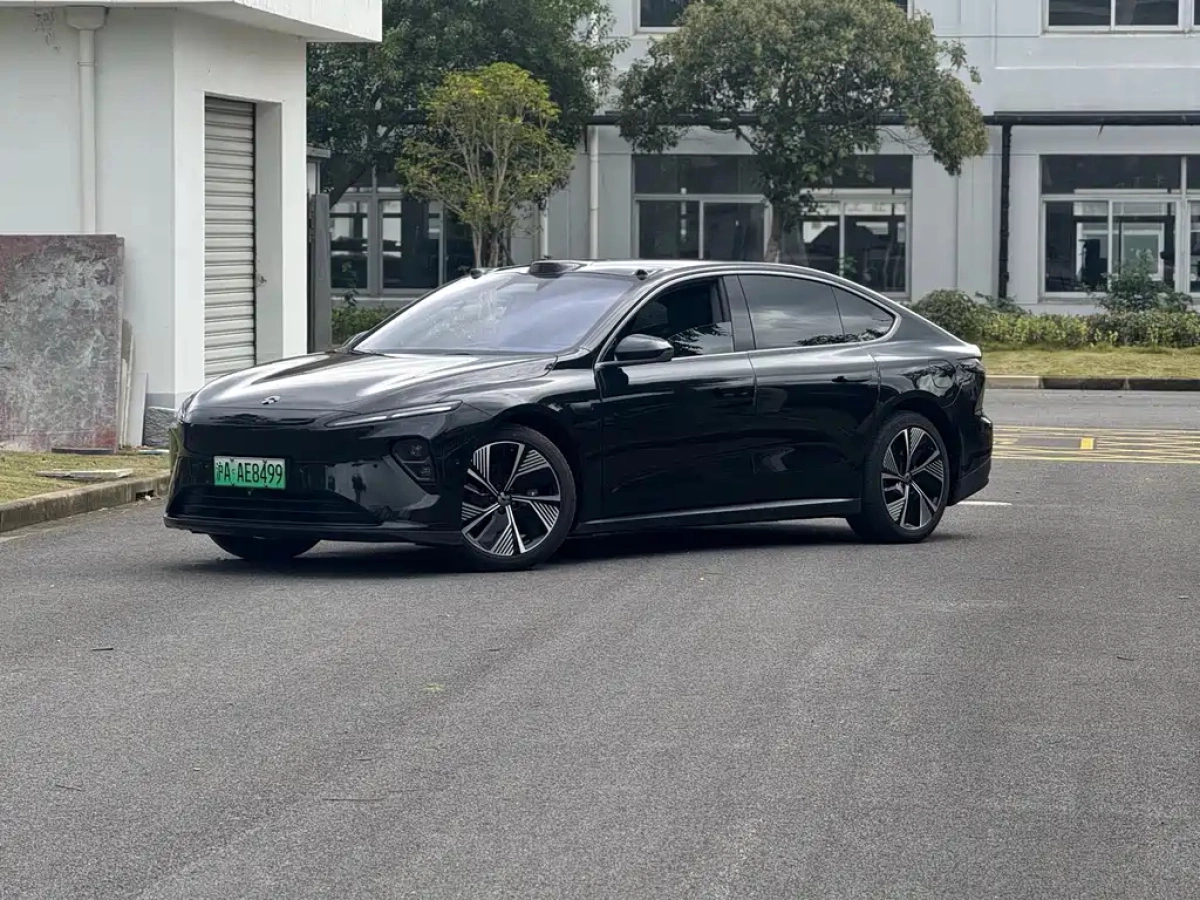NIO ET7