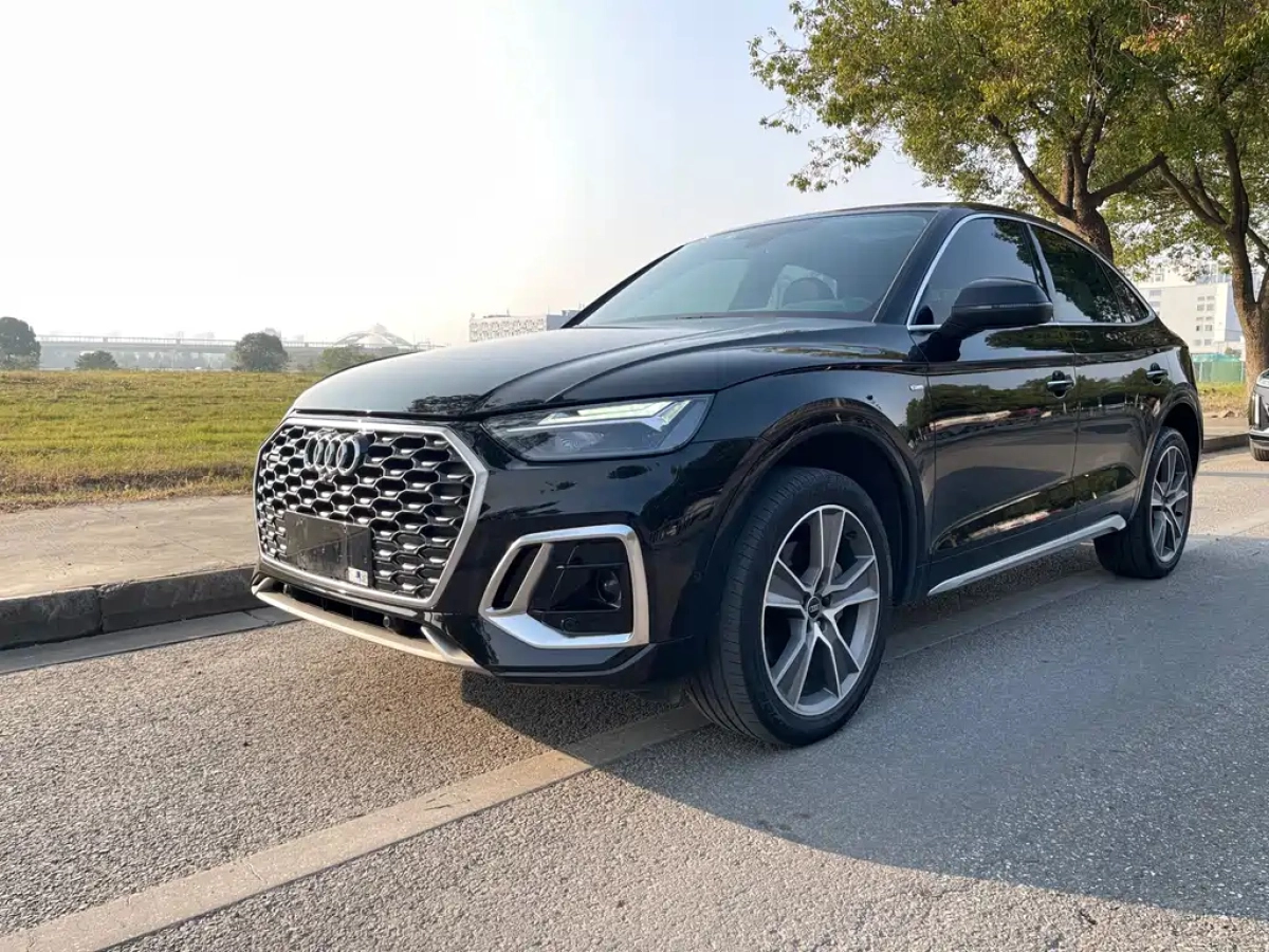 AUDI Q5L SPORTBACK