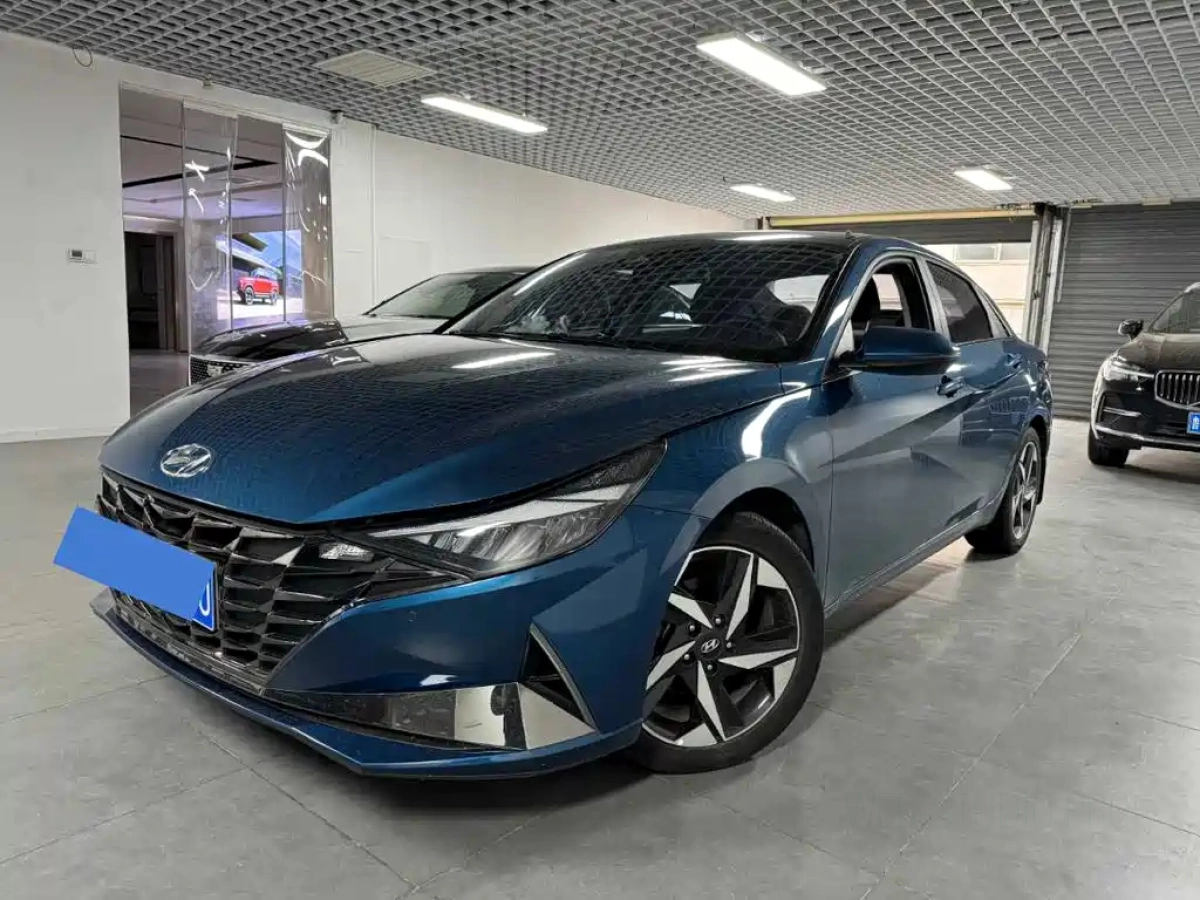 HYUNDAI ELANTRA  2022