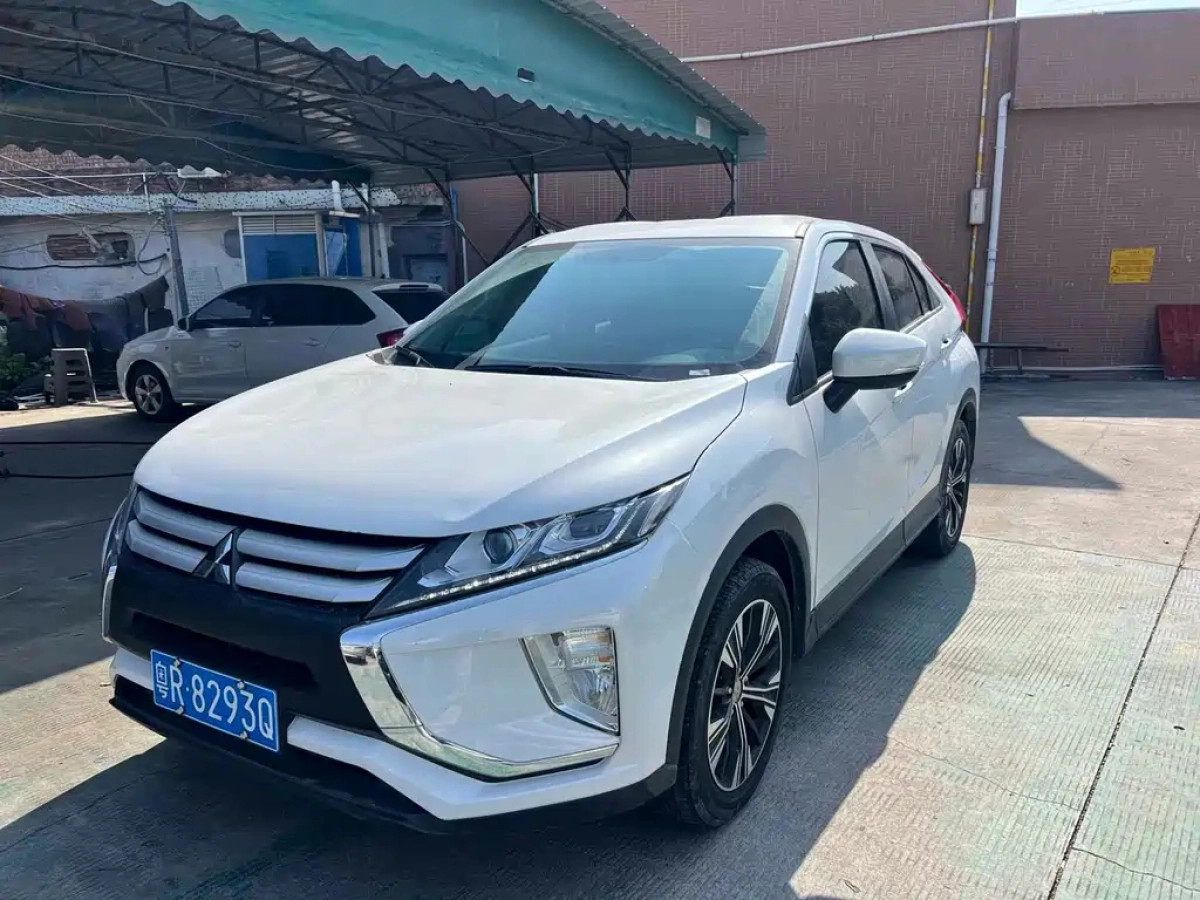 MITSUBISHI ECLIPSE CROSS  2023
