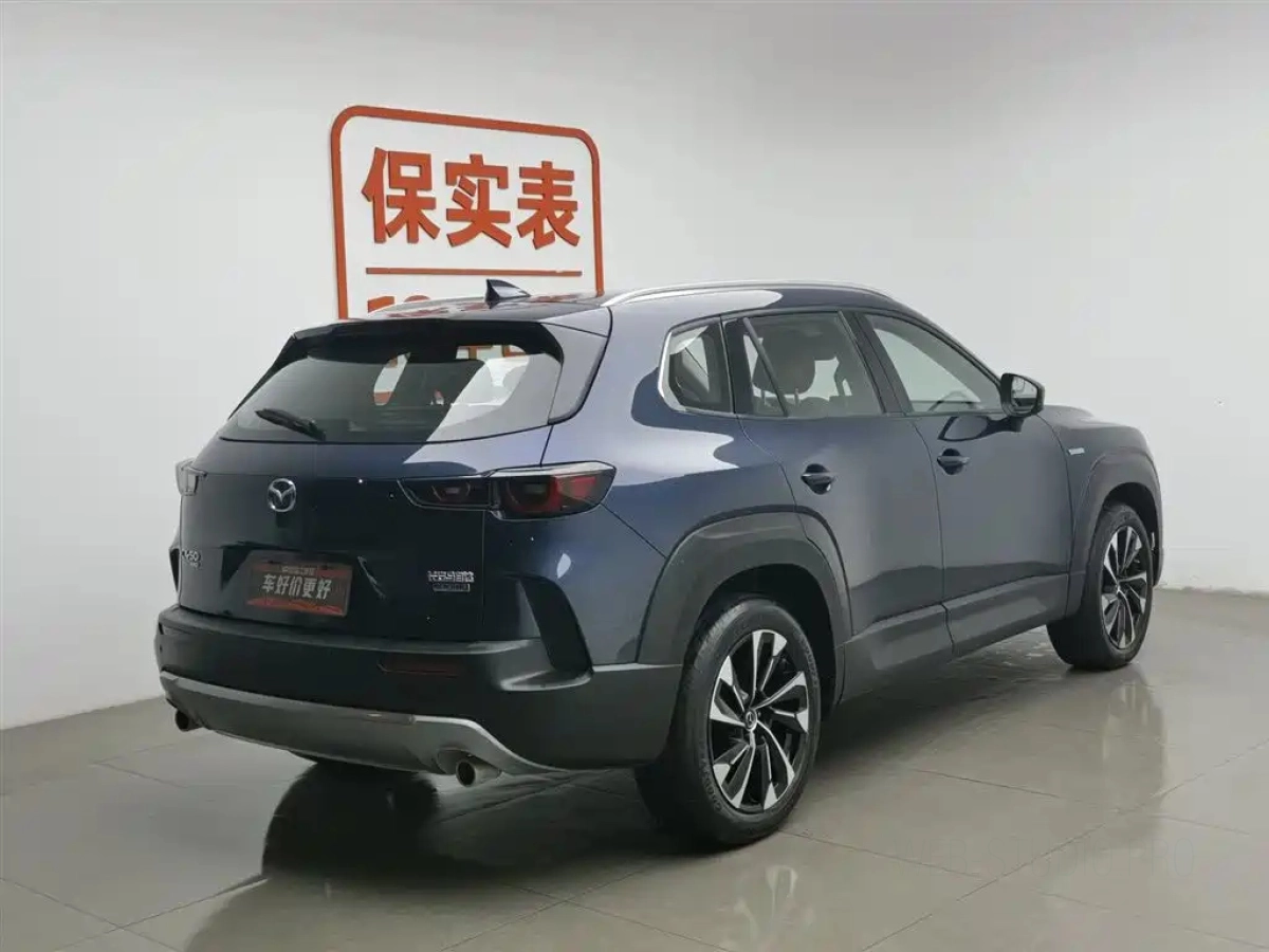MAZDA CX-50行也