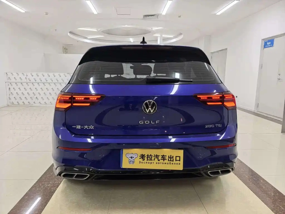 VOLKSWAGEN GOLF