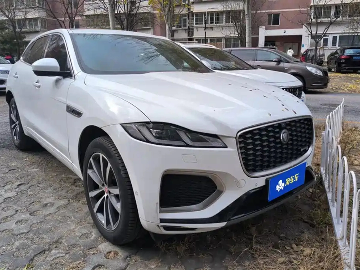 JAGUAR F-PACE
