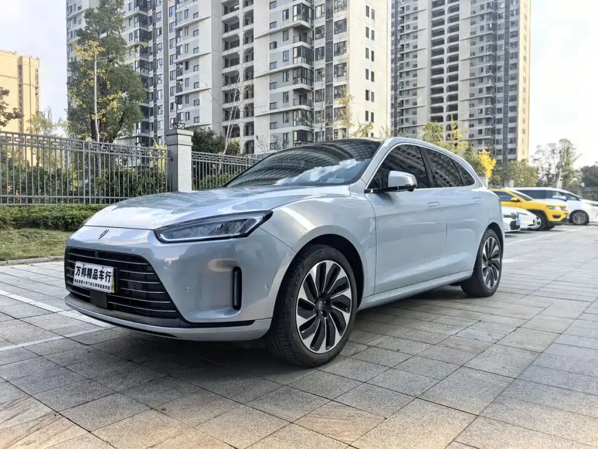 HUAWEI HARMON AITO M5  2022