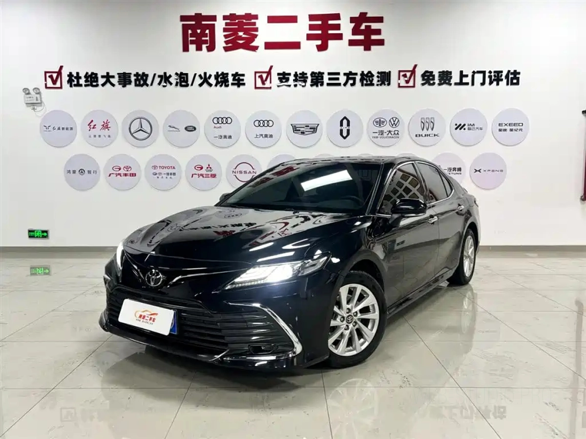 TOYOTA CAMRY  2022