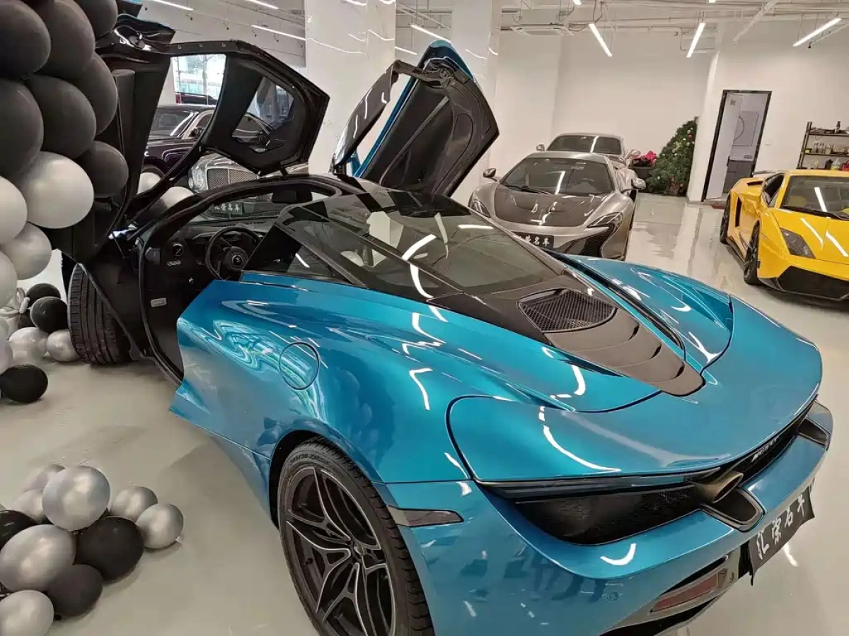 MCLAREN 720S