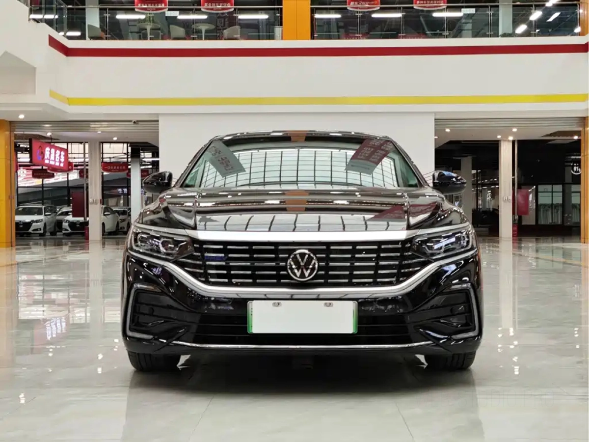 VOLKSWAGEN PASSAT NEW ENERGY