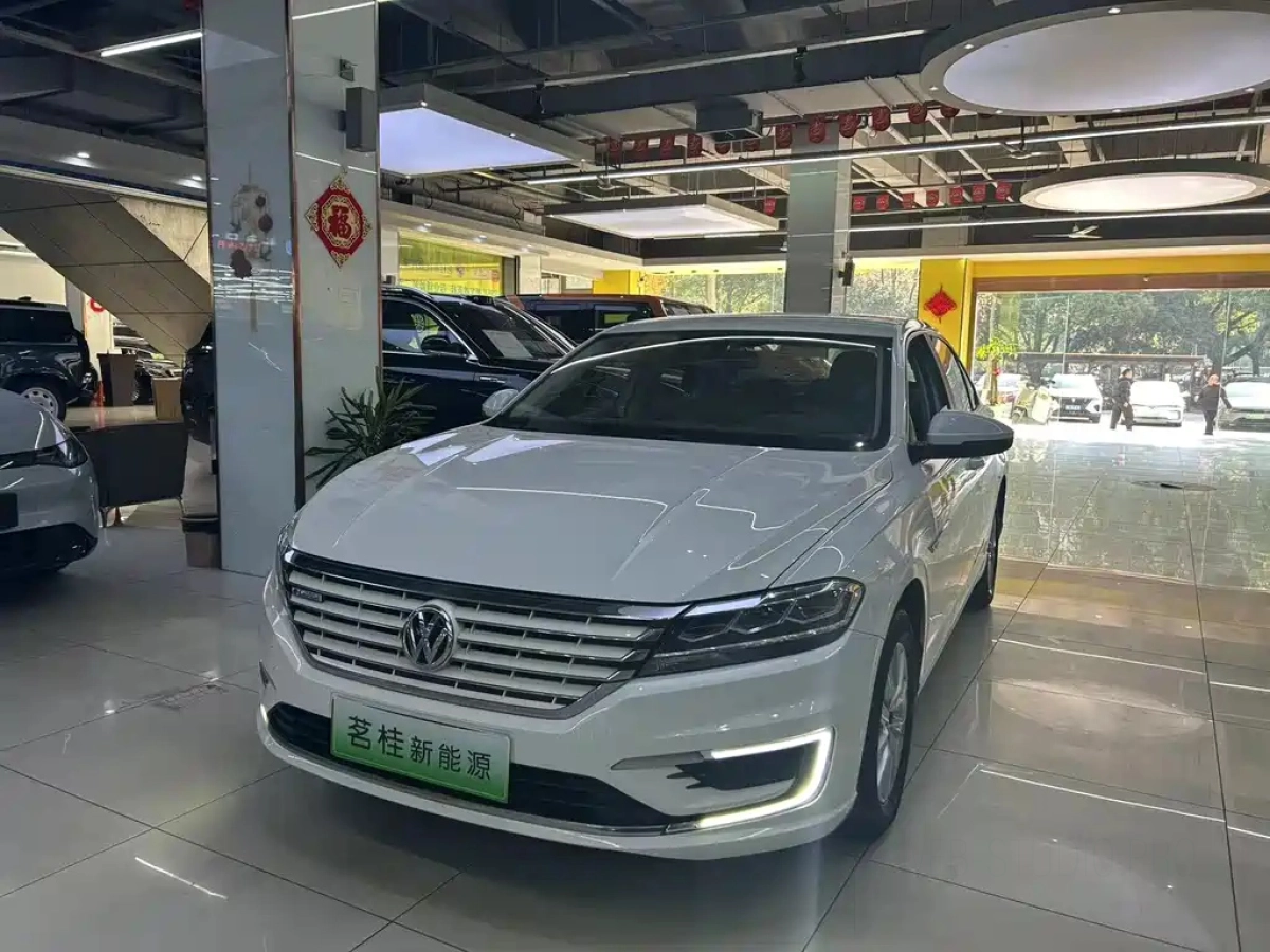 VOLKSWAGEN LAVIDA E-POWER  2021