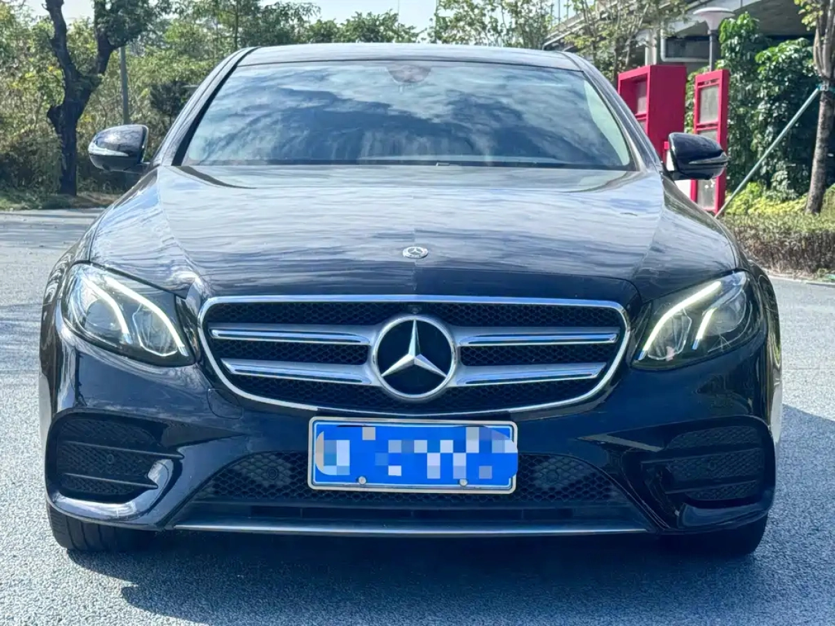 MERCEDES BENZ E-CLASS