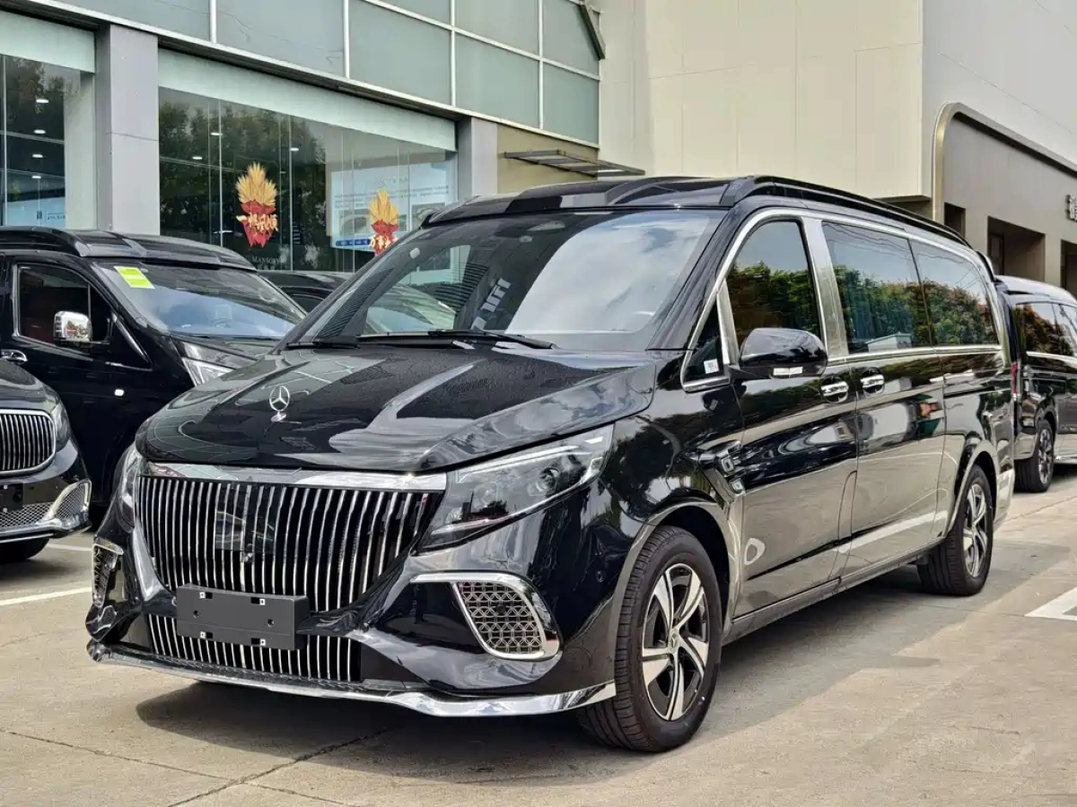 MERCEDES BENZ VITO  2025