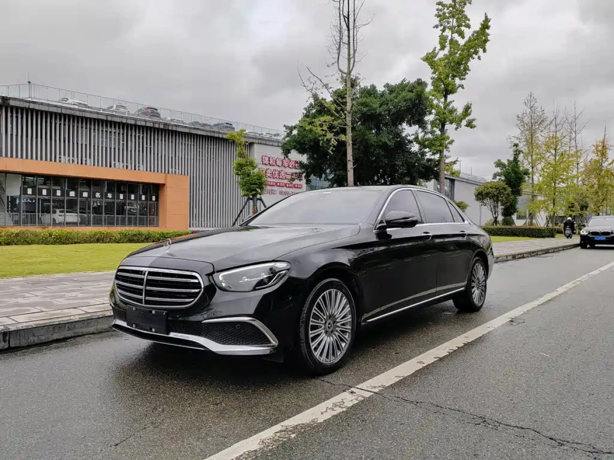 MERCEDES BENZ E-CLASS