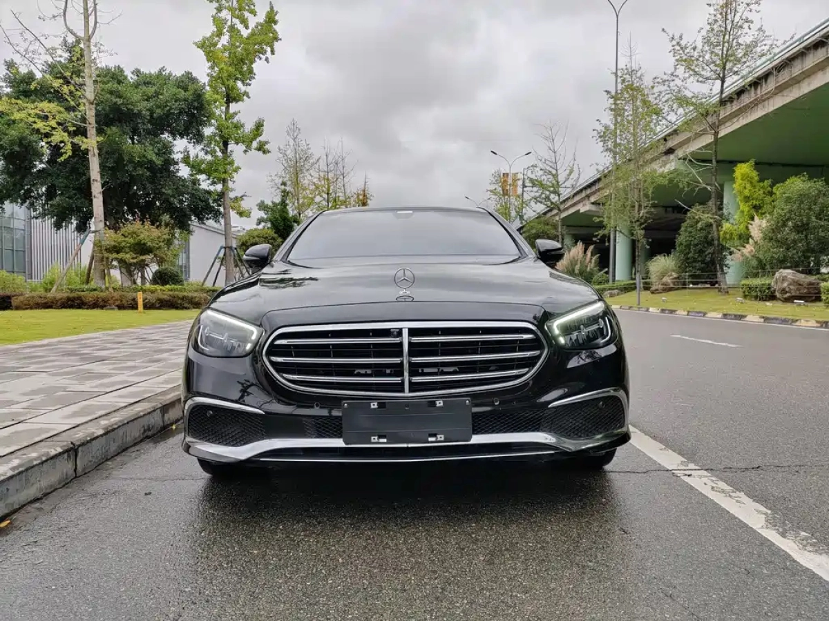 MERCEDES BENZ E-CLASS