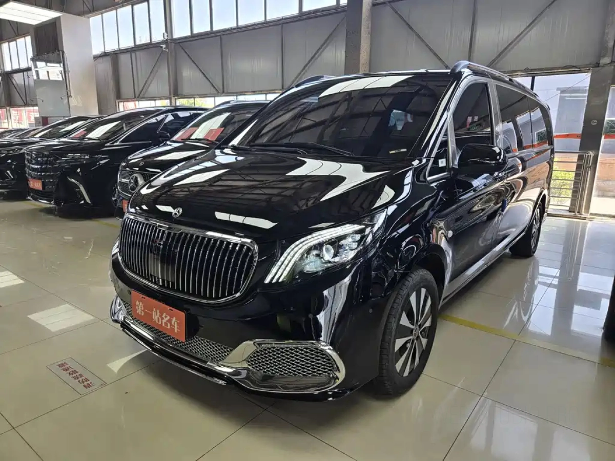 MERCEDES BENZ VITO  2024
