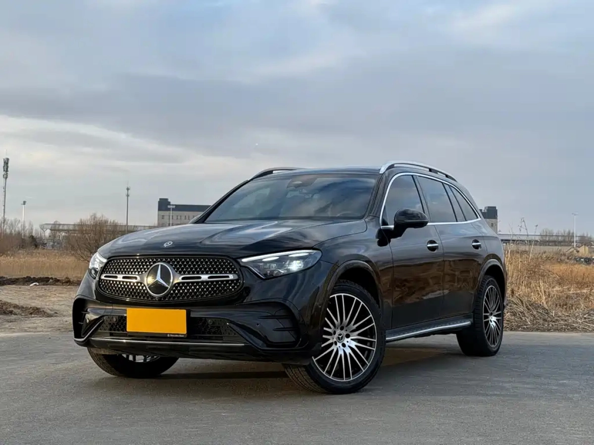 MERCEDES BENZ GLC  2025