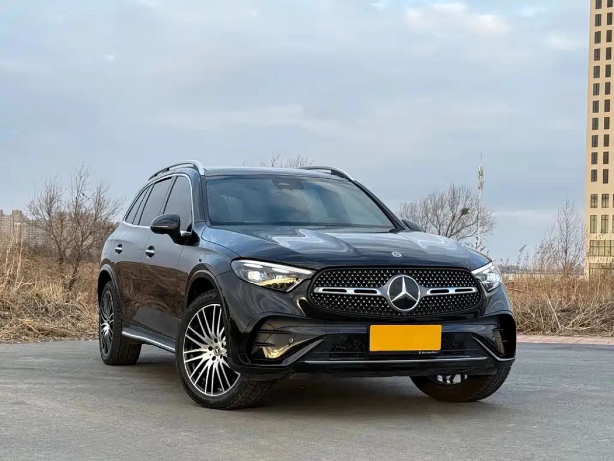 MERCEDES BENZ GLC