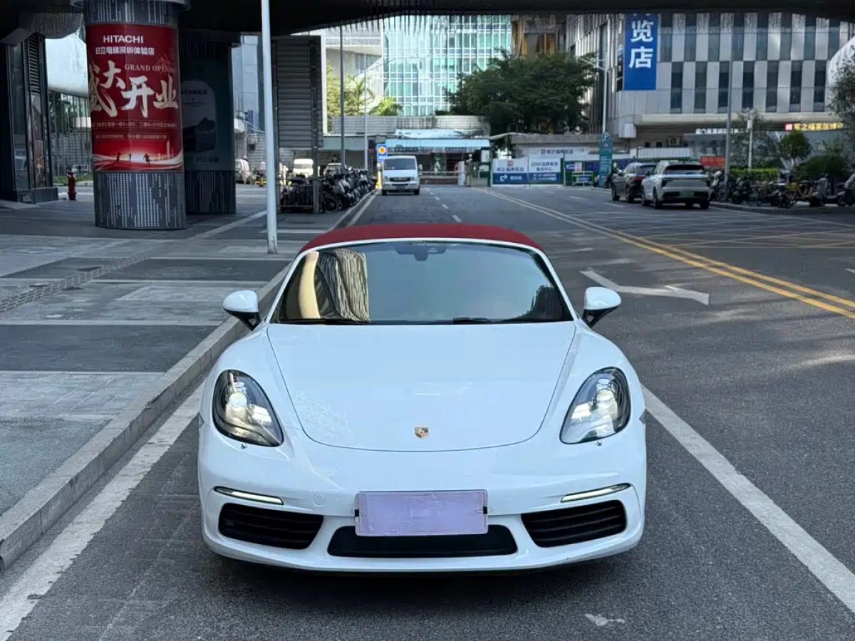 PORSCHE 718