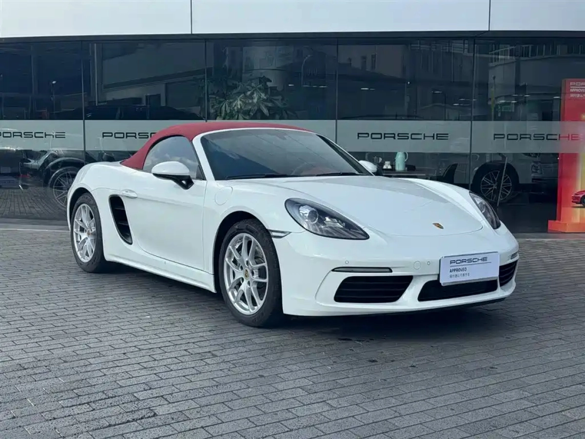 PORSCHE 718