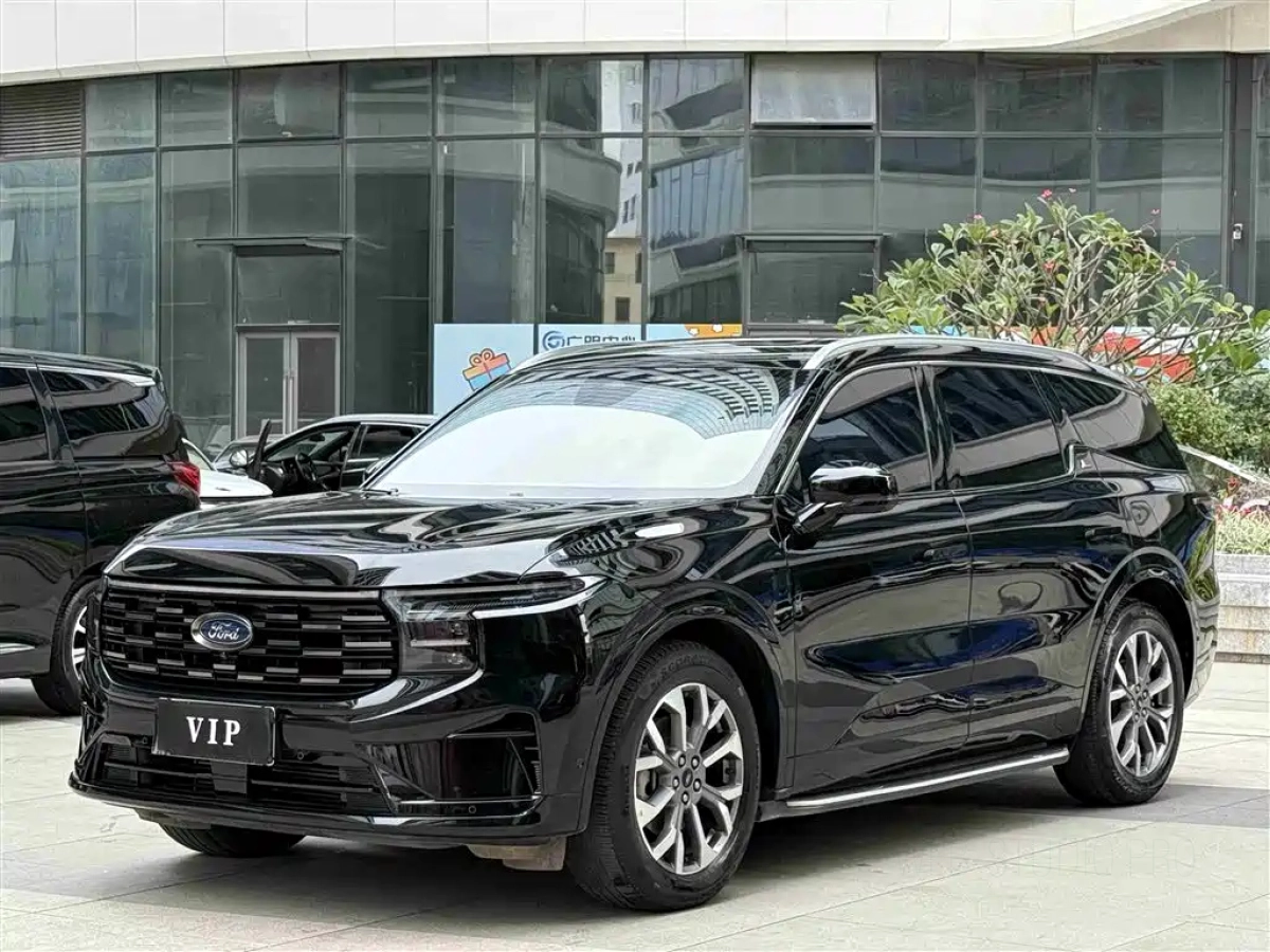 FORD EDGE  2023