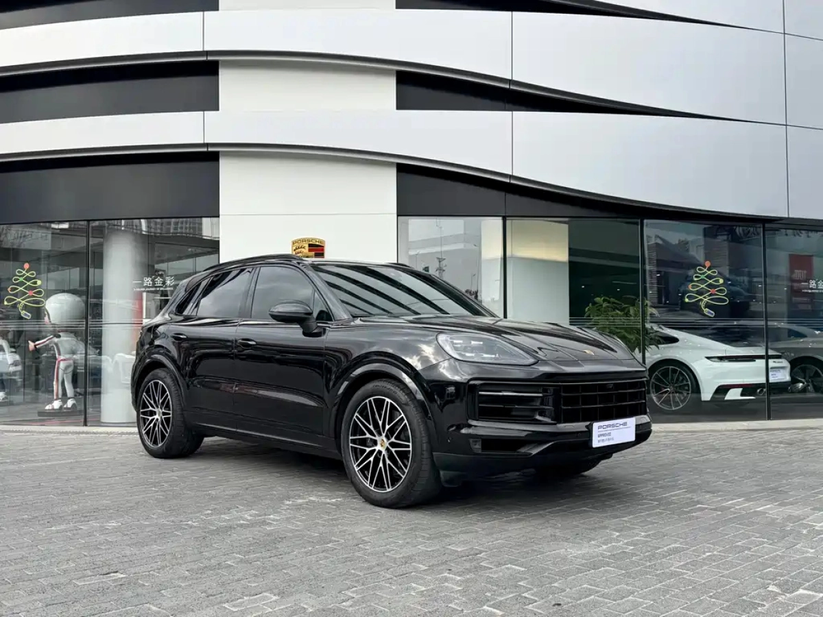 PORSCHE CAYENNE