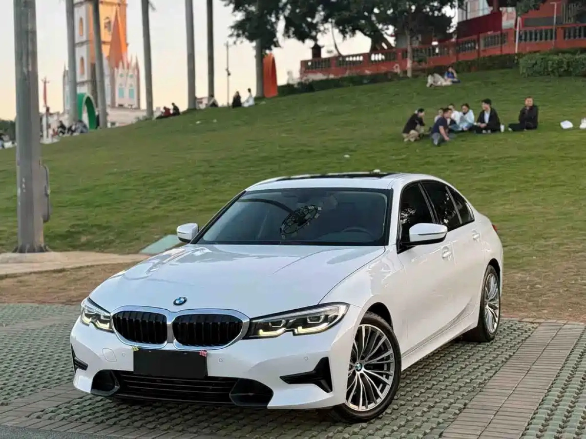 BMW 3-SERIES