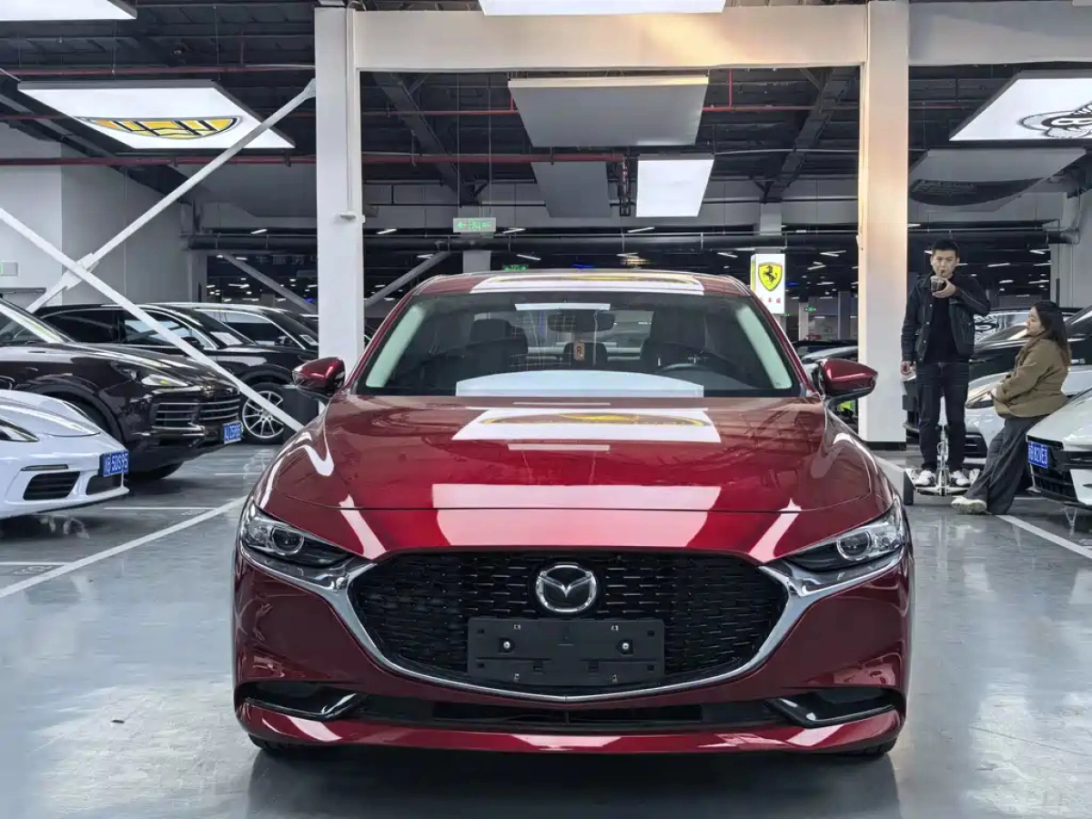MAZDA 3 AXELA