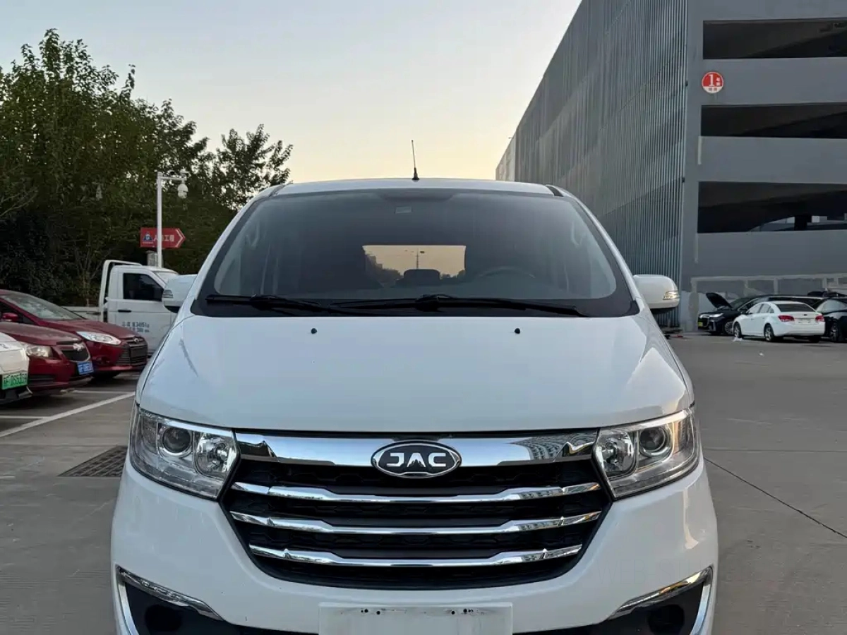 JAC REFINE REFINE M3