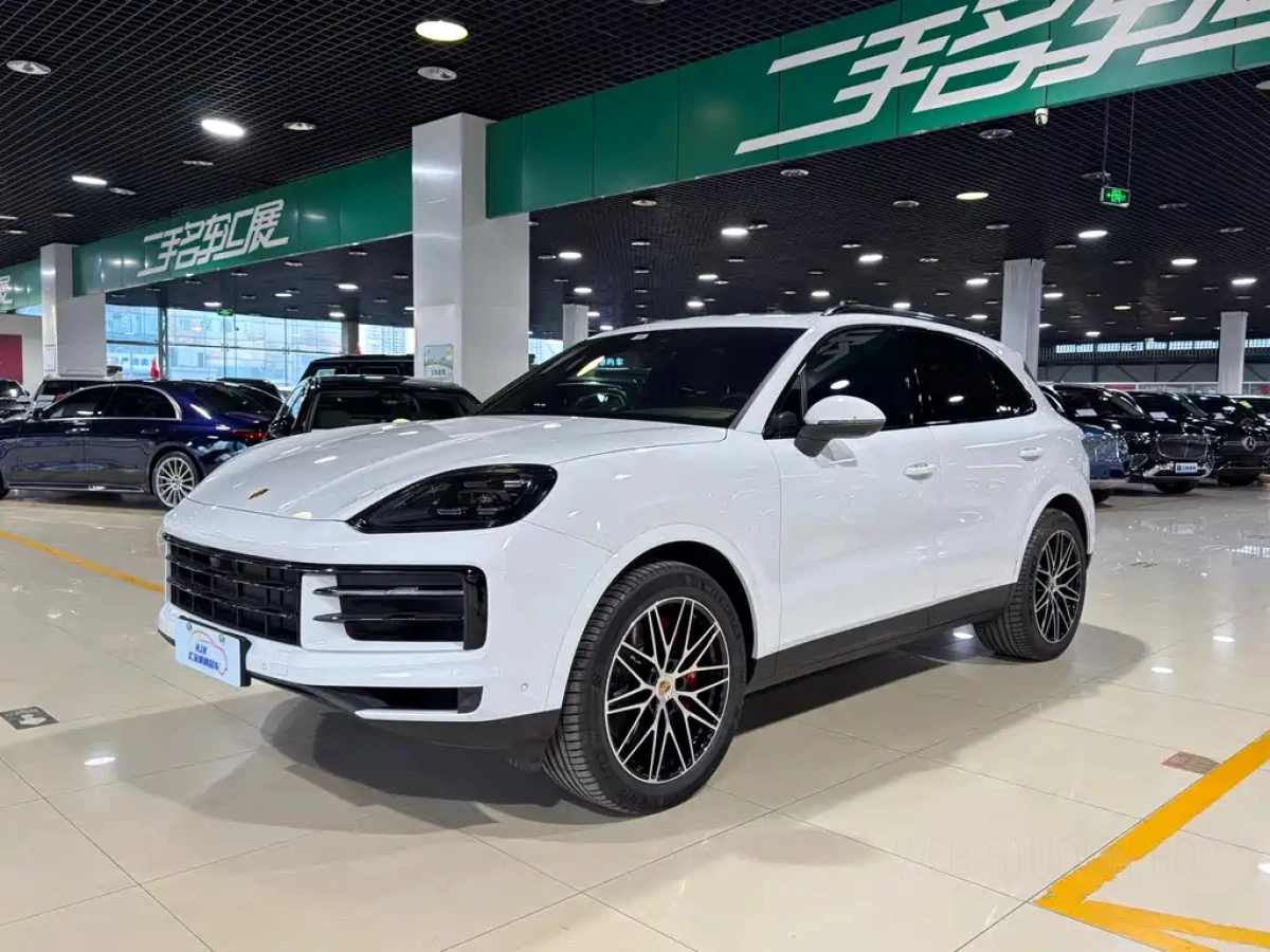 PORSCHE CAYENNE