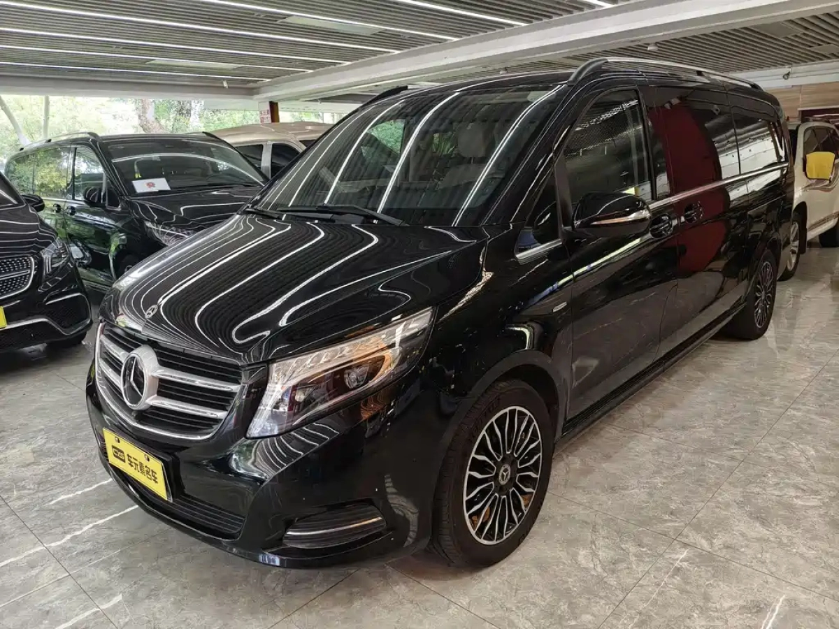 MERCEDES BENZ V-CLASS  2020