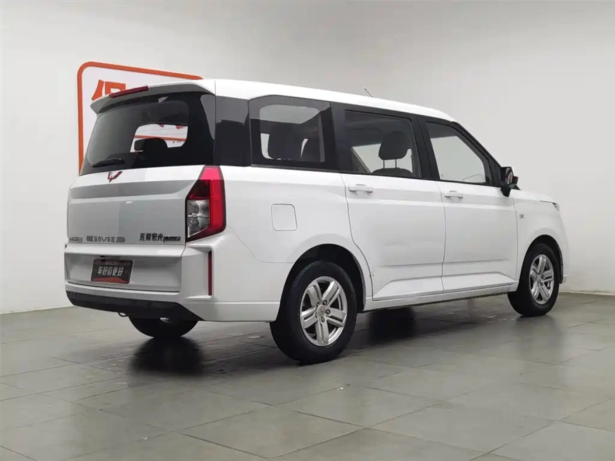 SGMW WULING HONGGUANG PLUS
