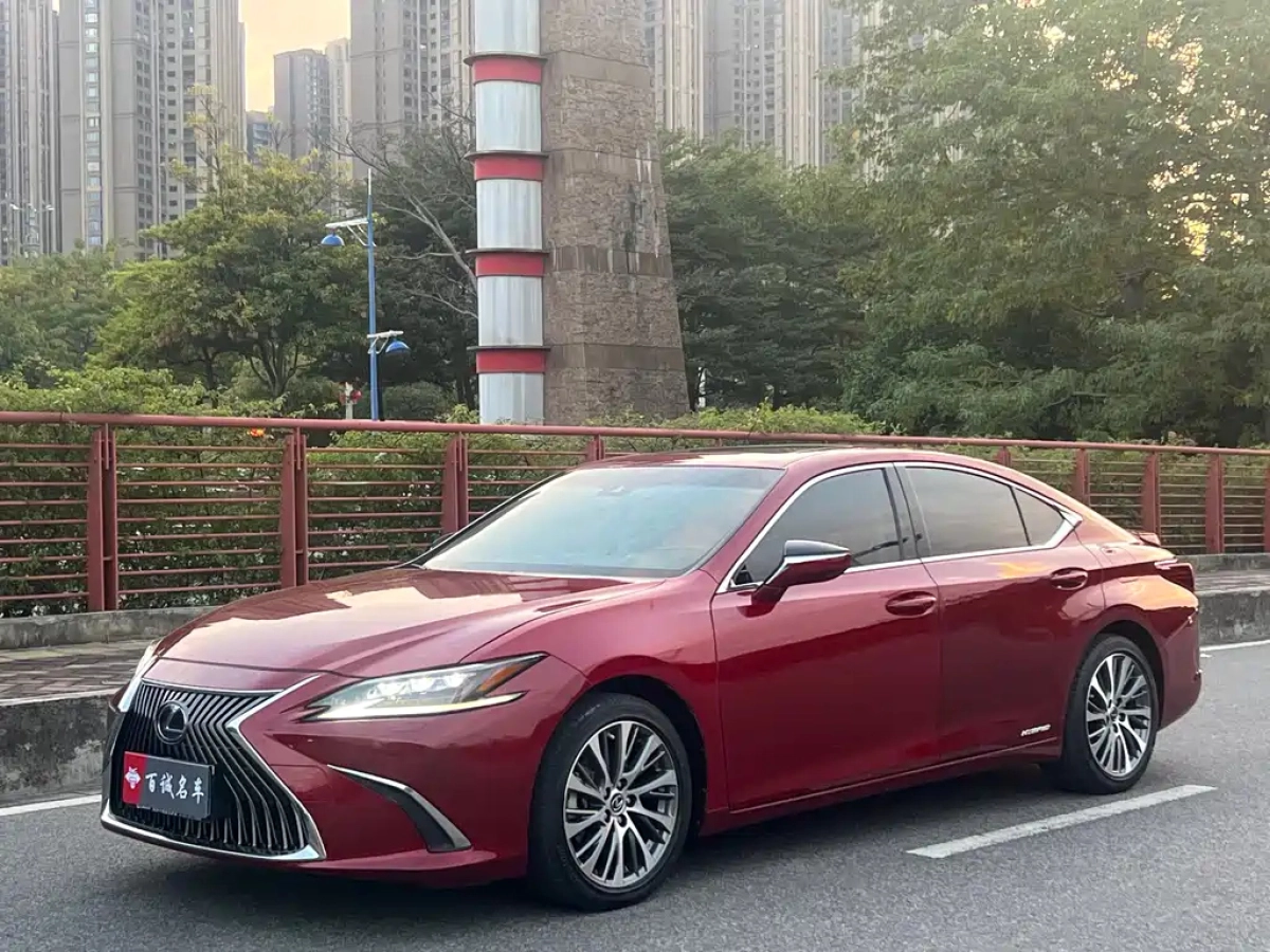 LEXUS ES