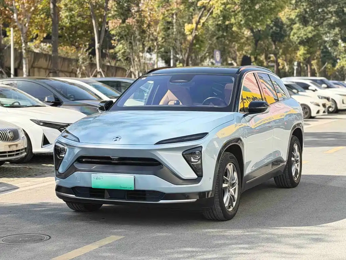 NIO ES6