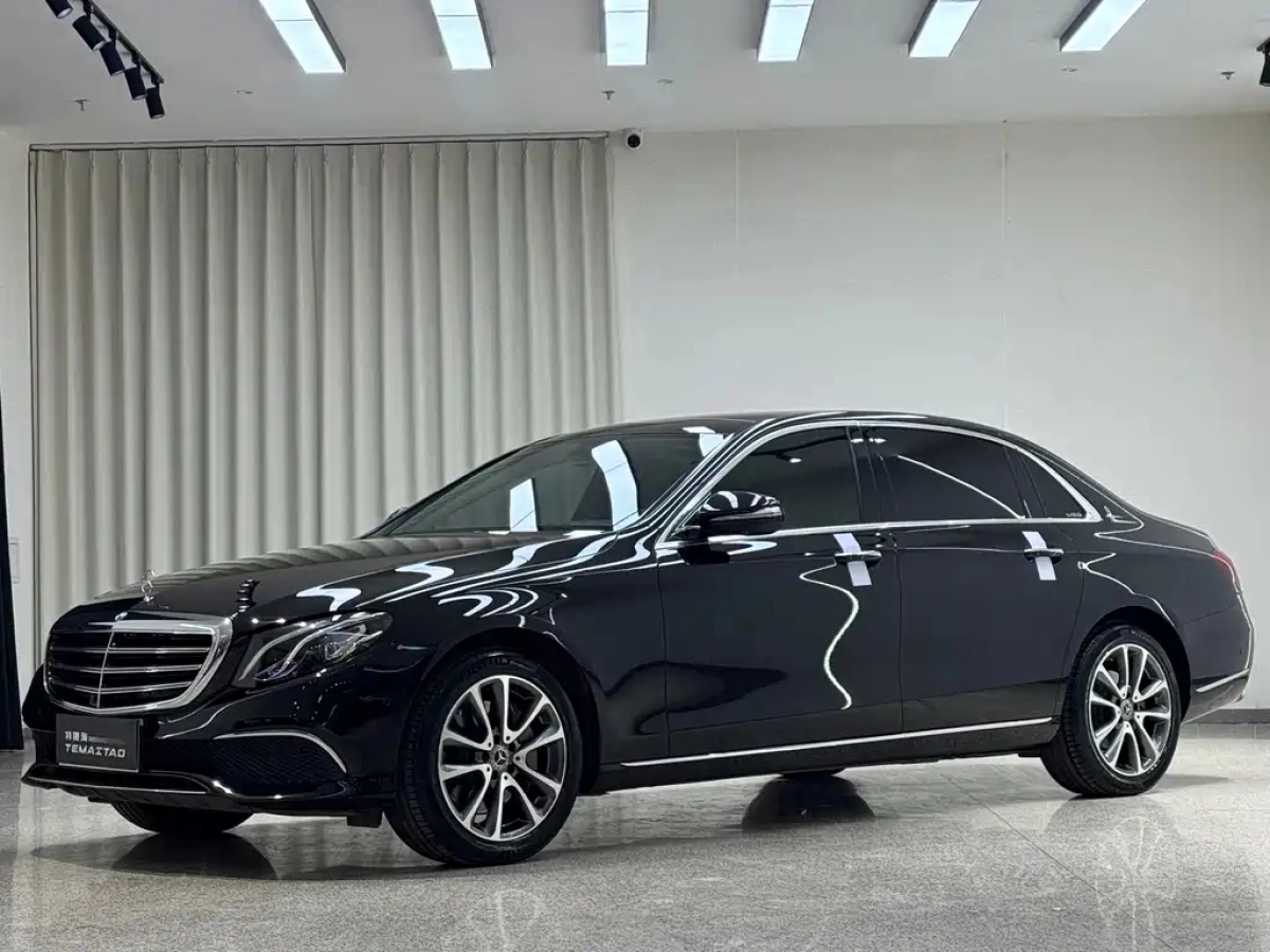 MERCEDES BENZ E-CLASS  2019